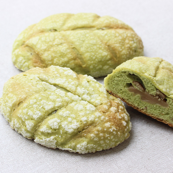 抹茶と栗のメロンパン
